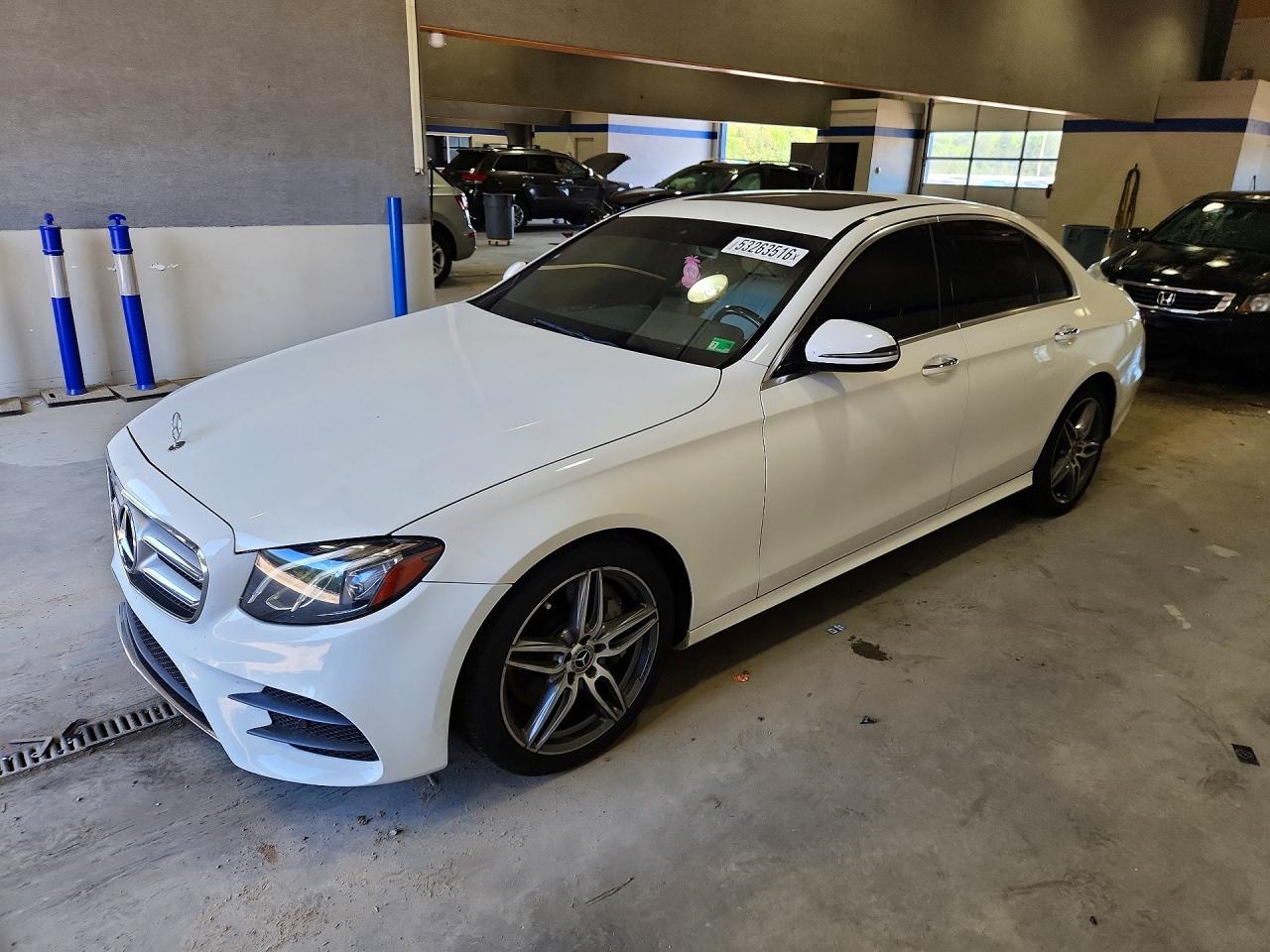 Salvage Mercedes-Benz E-Class Image