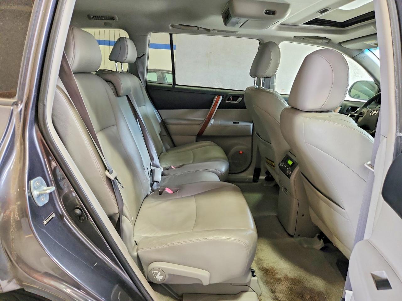 Toyota Highlander Limited