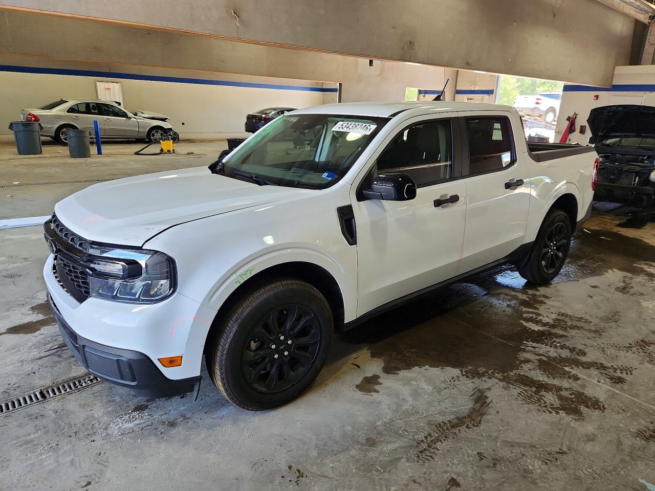 Salvage Ford Maverick Image