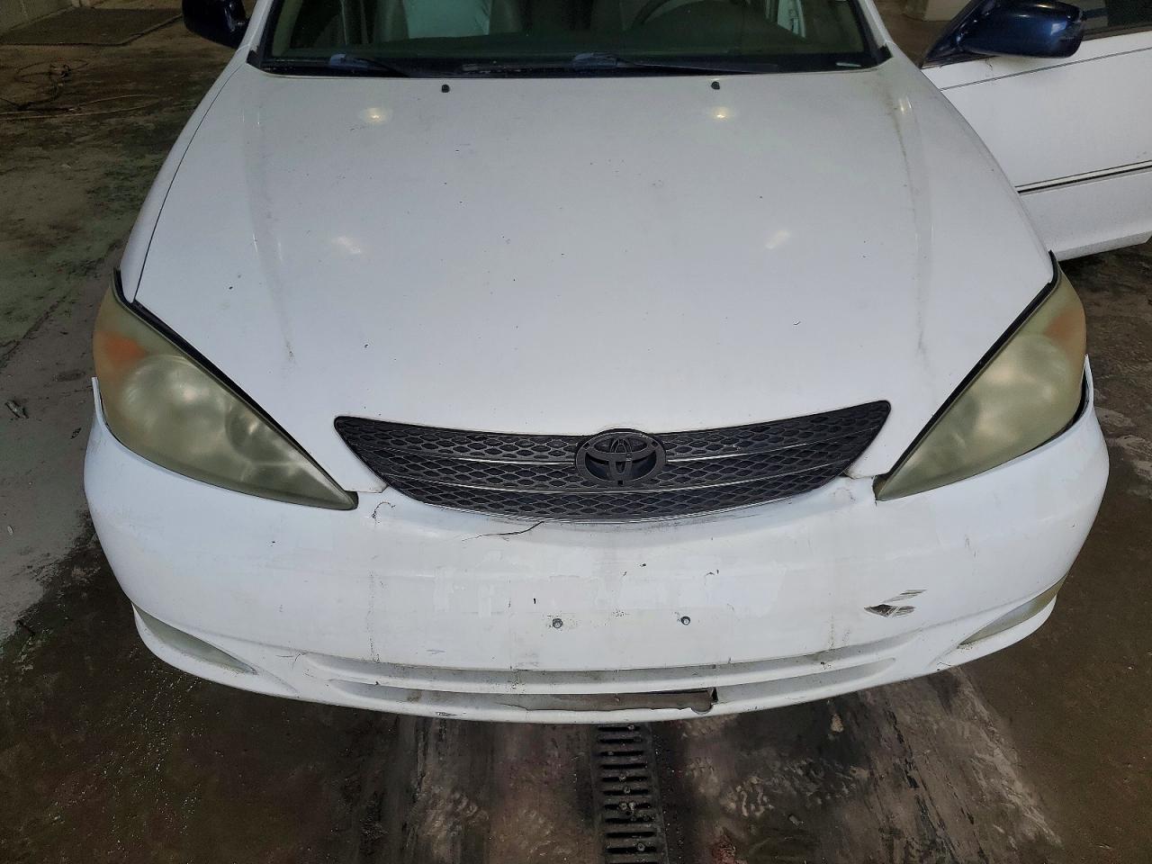 Toyota Camry Xle V6