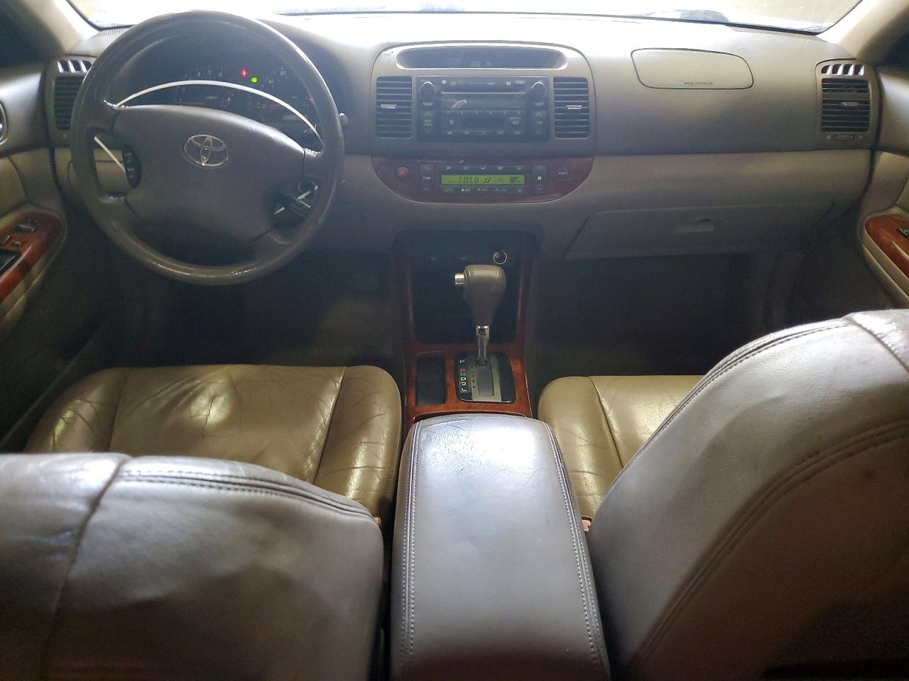 Toyota Camry Xle V6