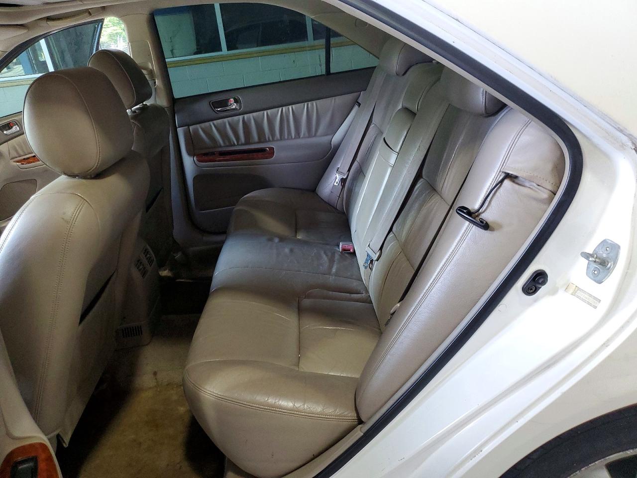 Toyota Camry Xle V6