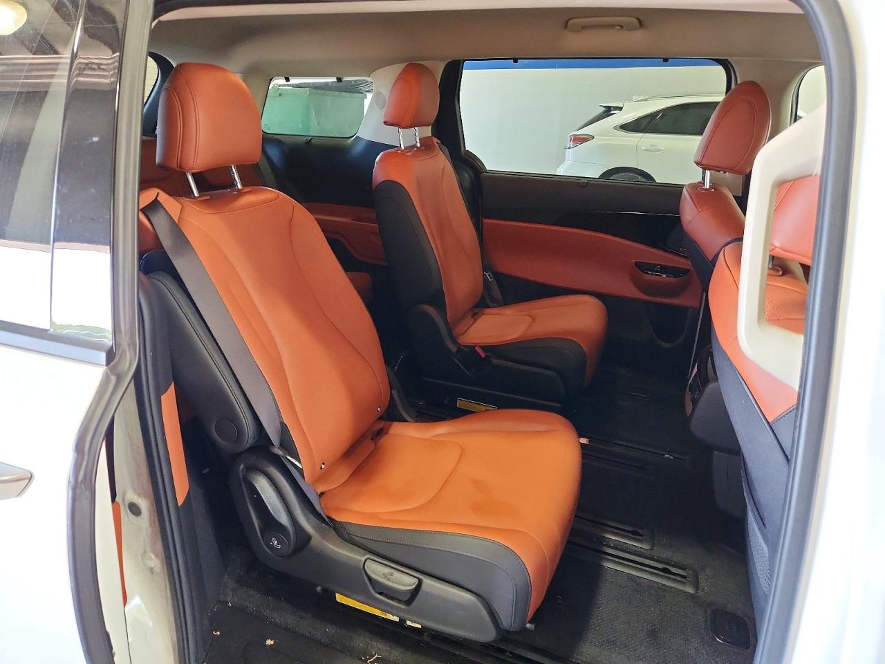 Kia Carnival Sx