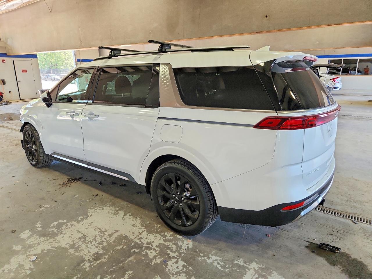 Kia Carnival Sx