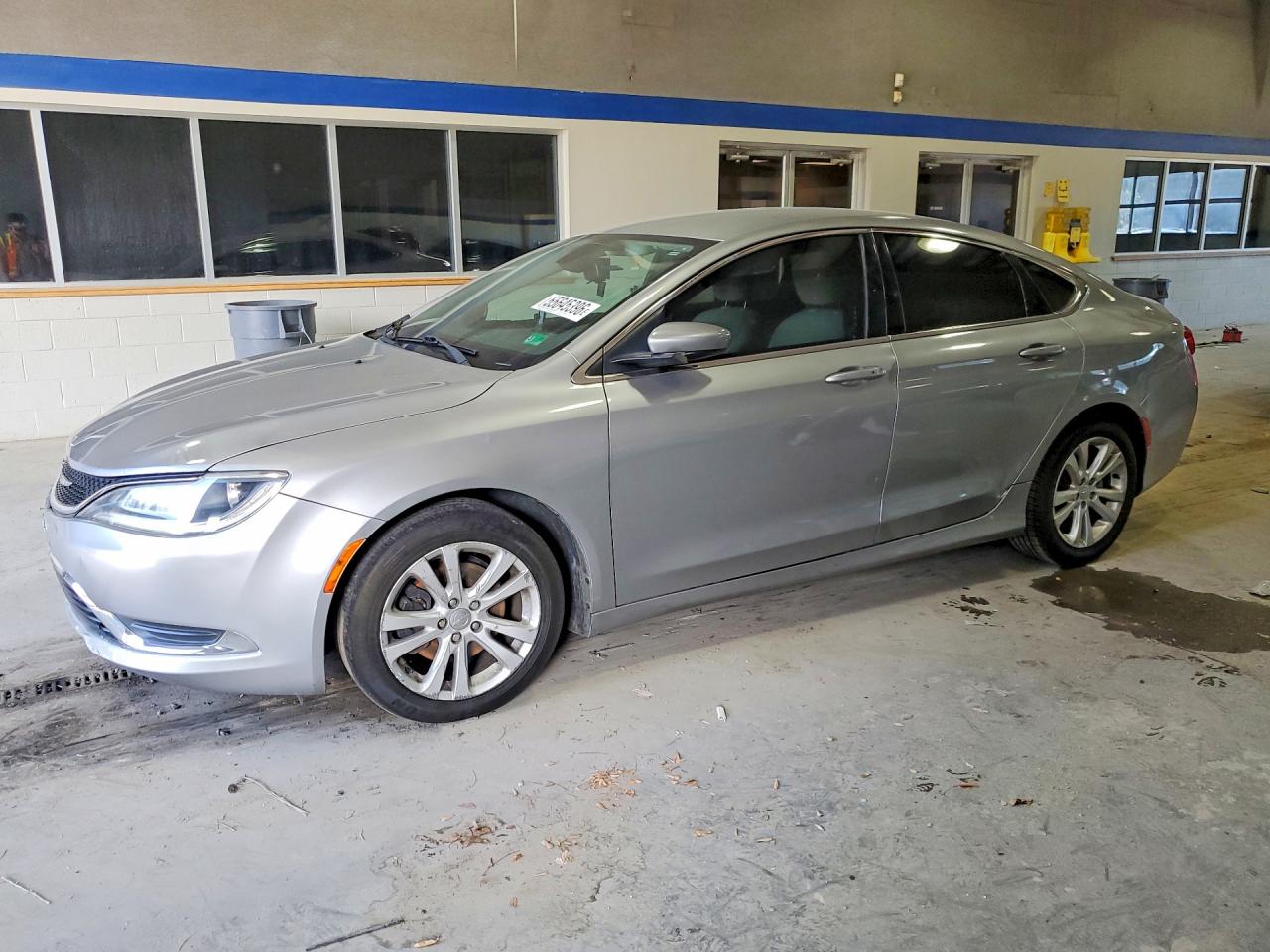 Salvage Chrysler 200 Image