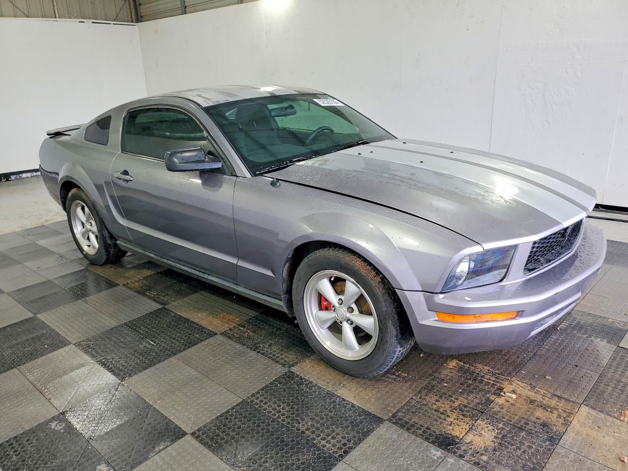 Ford Mustang V6 Coupe
