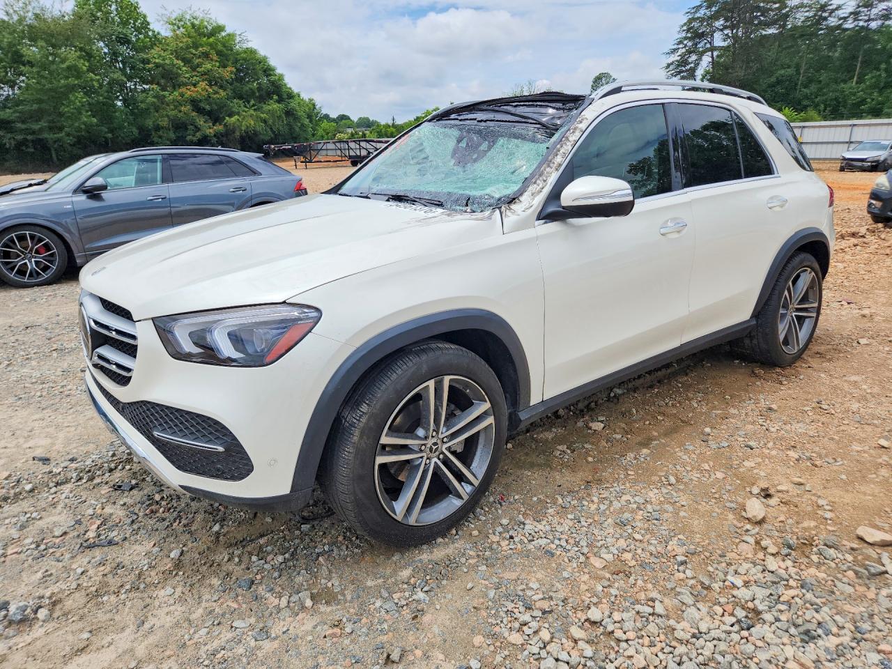 Salvage Mercedes-Benz GLE Image