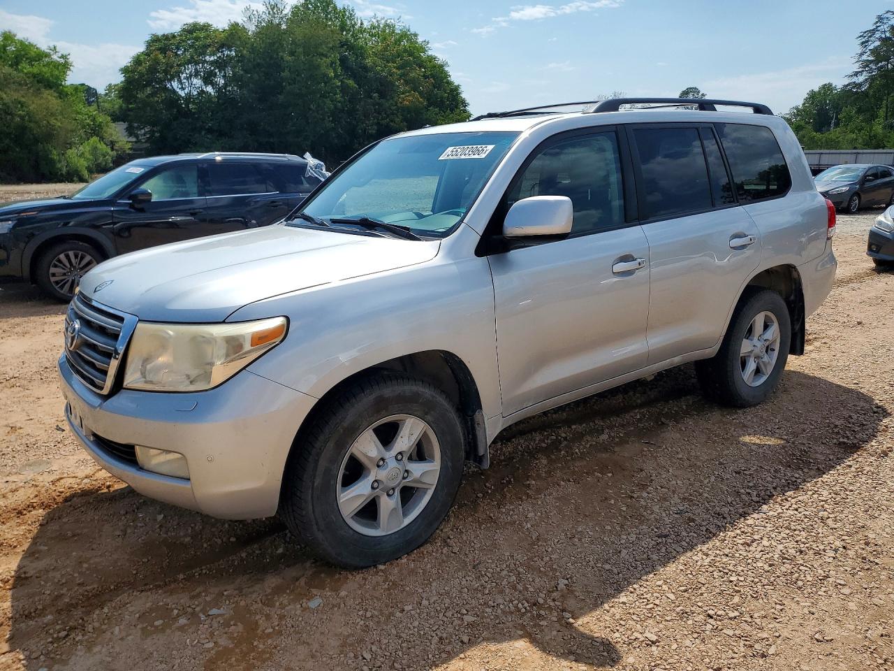 Salvage Toyota Land Cruis Image