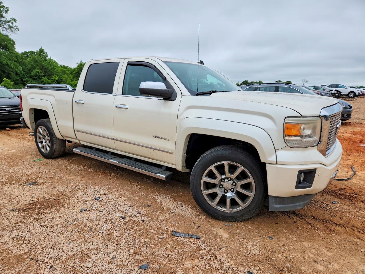 GMC Sierra K1500 Denali