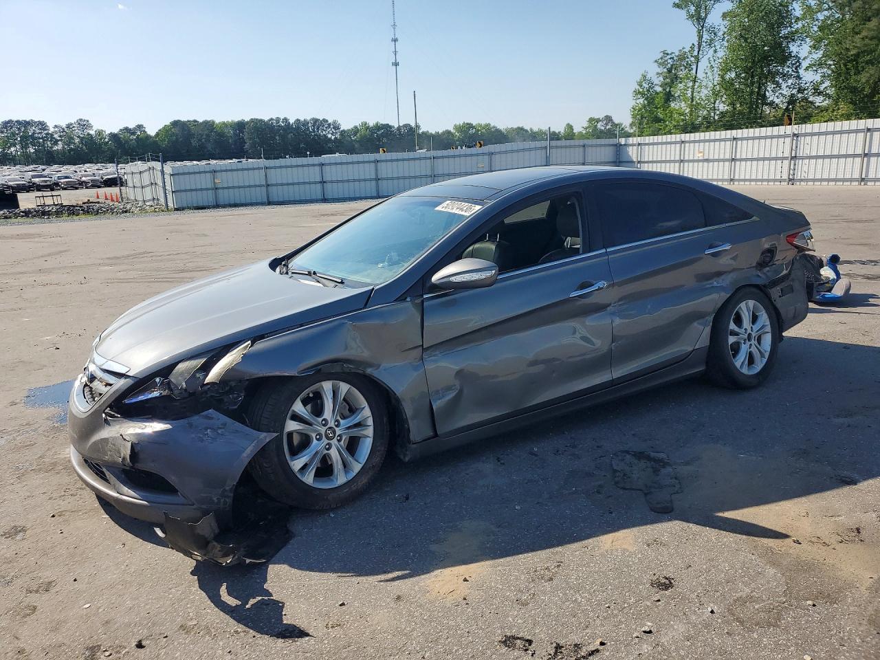 Salvage Hyundai SONATA Image