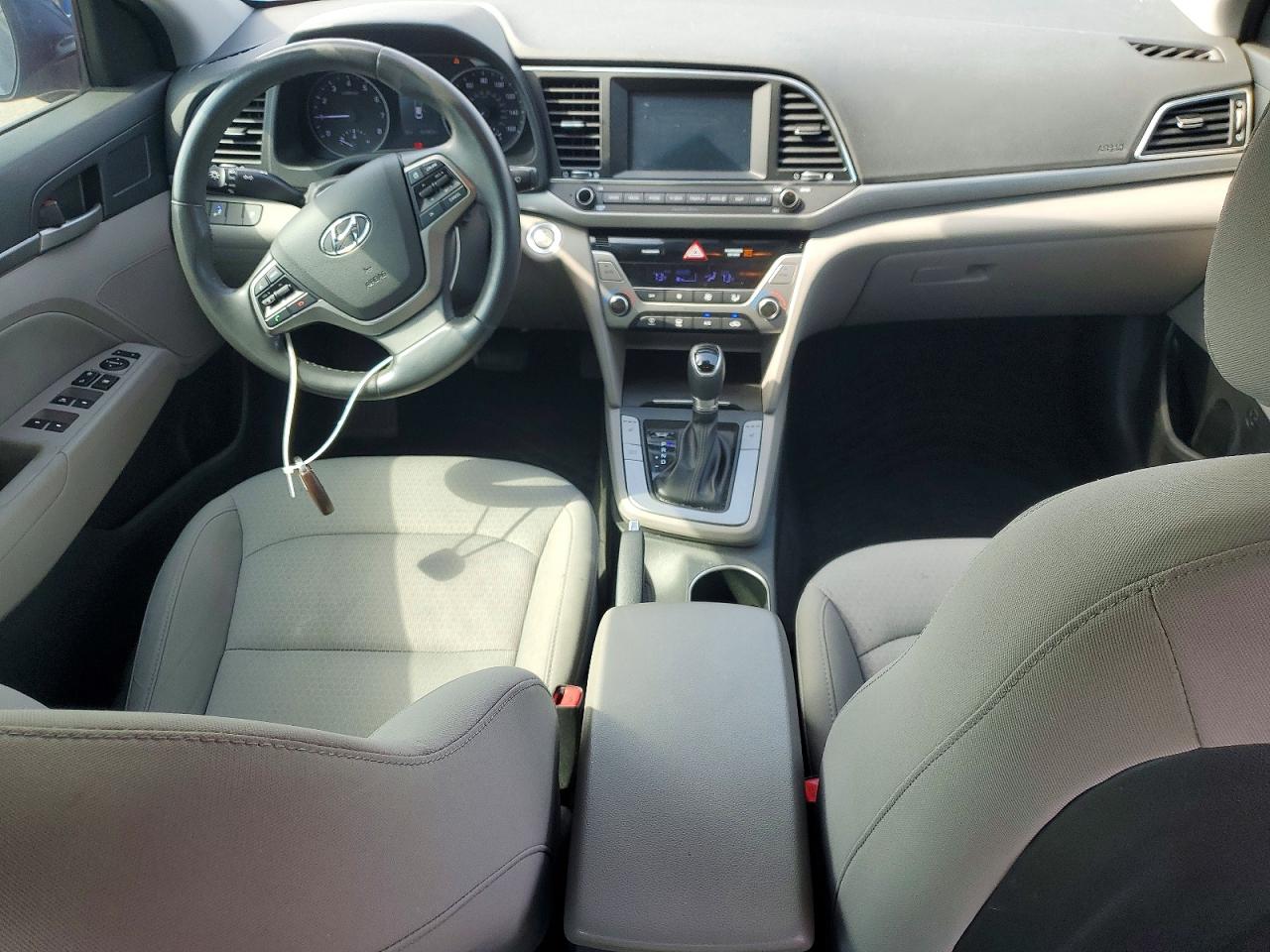 Hyundai ELANTRA Value Edition