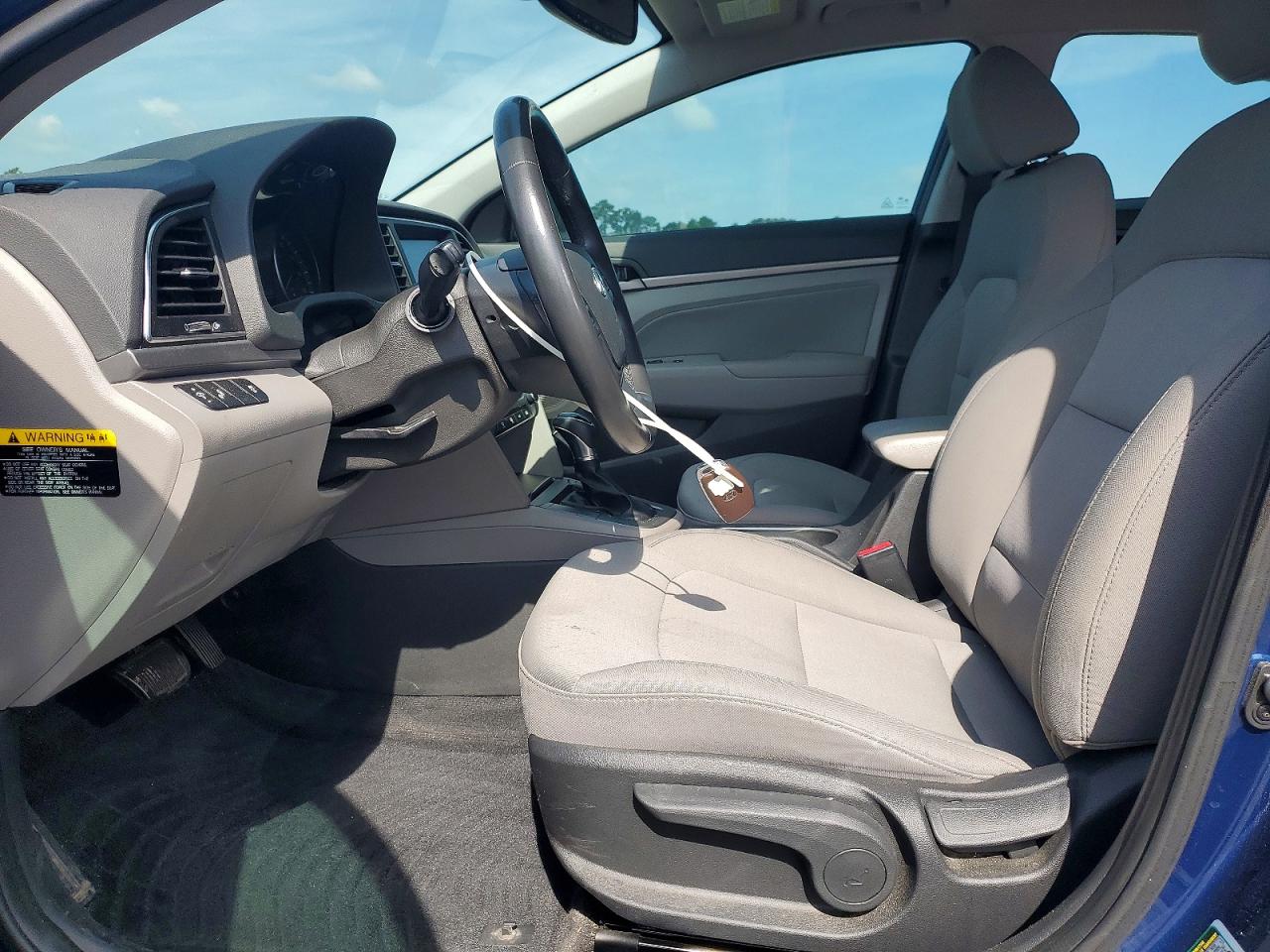 Hyundai ELANTRA Value Edition