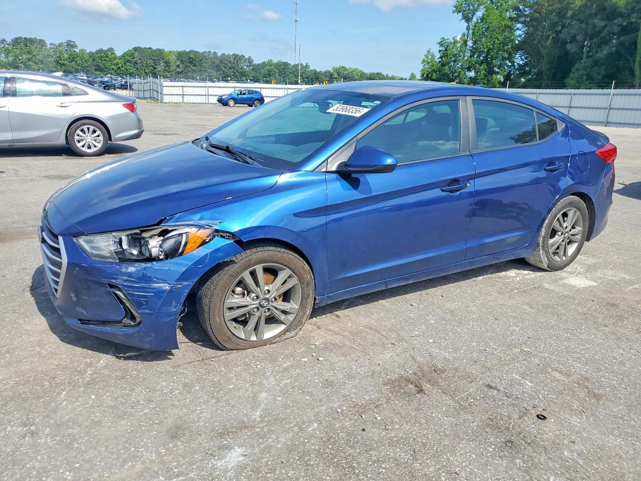 Salvage Hyundai ELANTRA Image