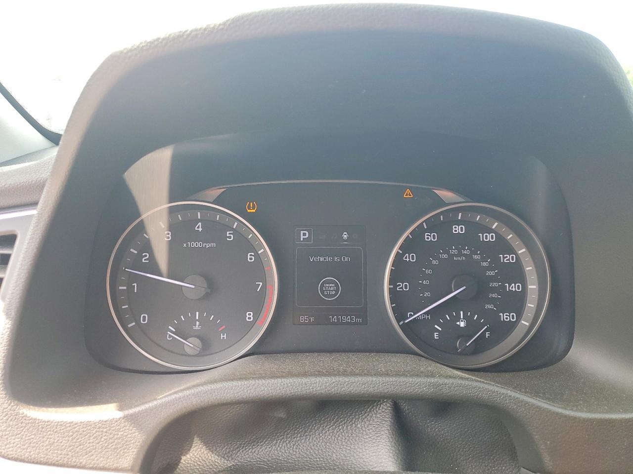 Hyundai ELANTRA Value Edition