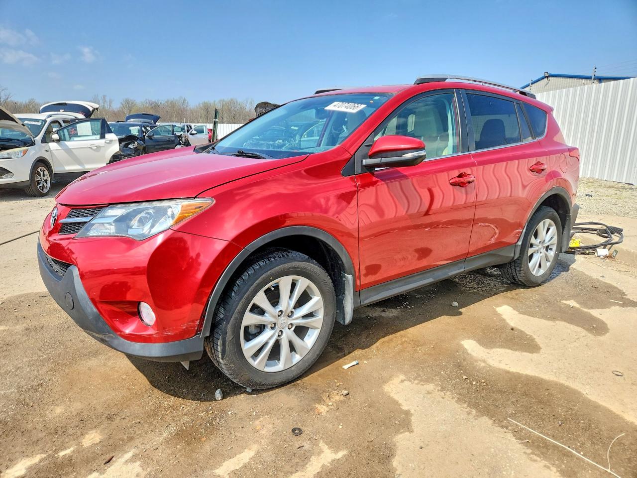 Salvage Toyota RAV4 Image