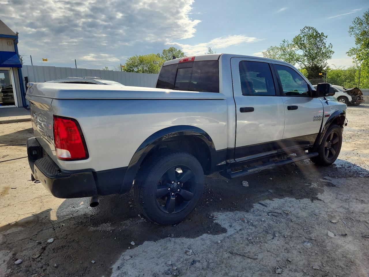 Ram 1500 Slt