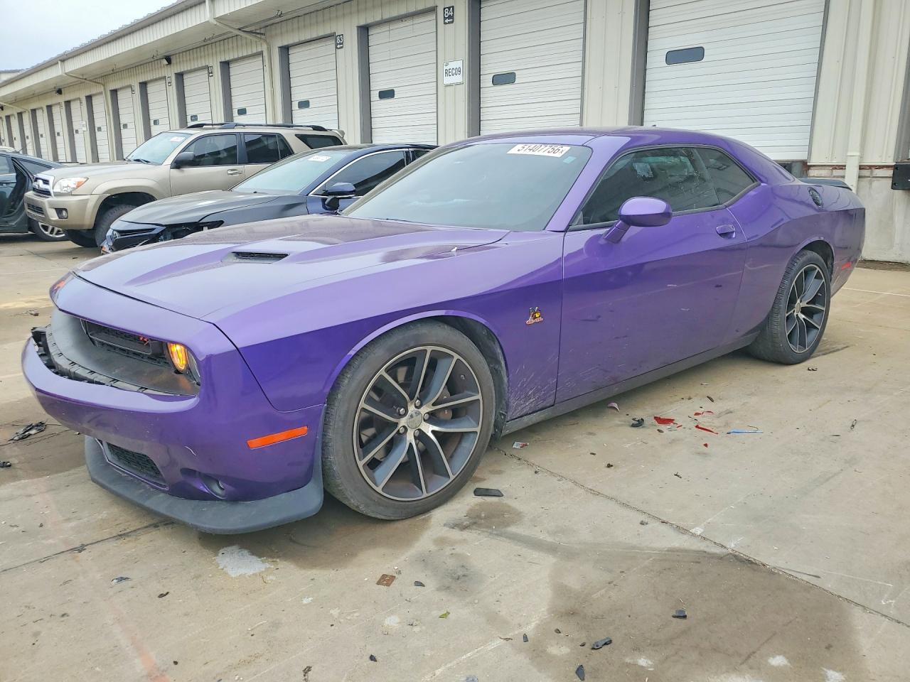 Salvage Dodge Challenger Image
