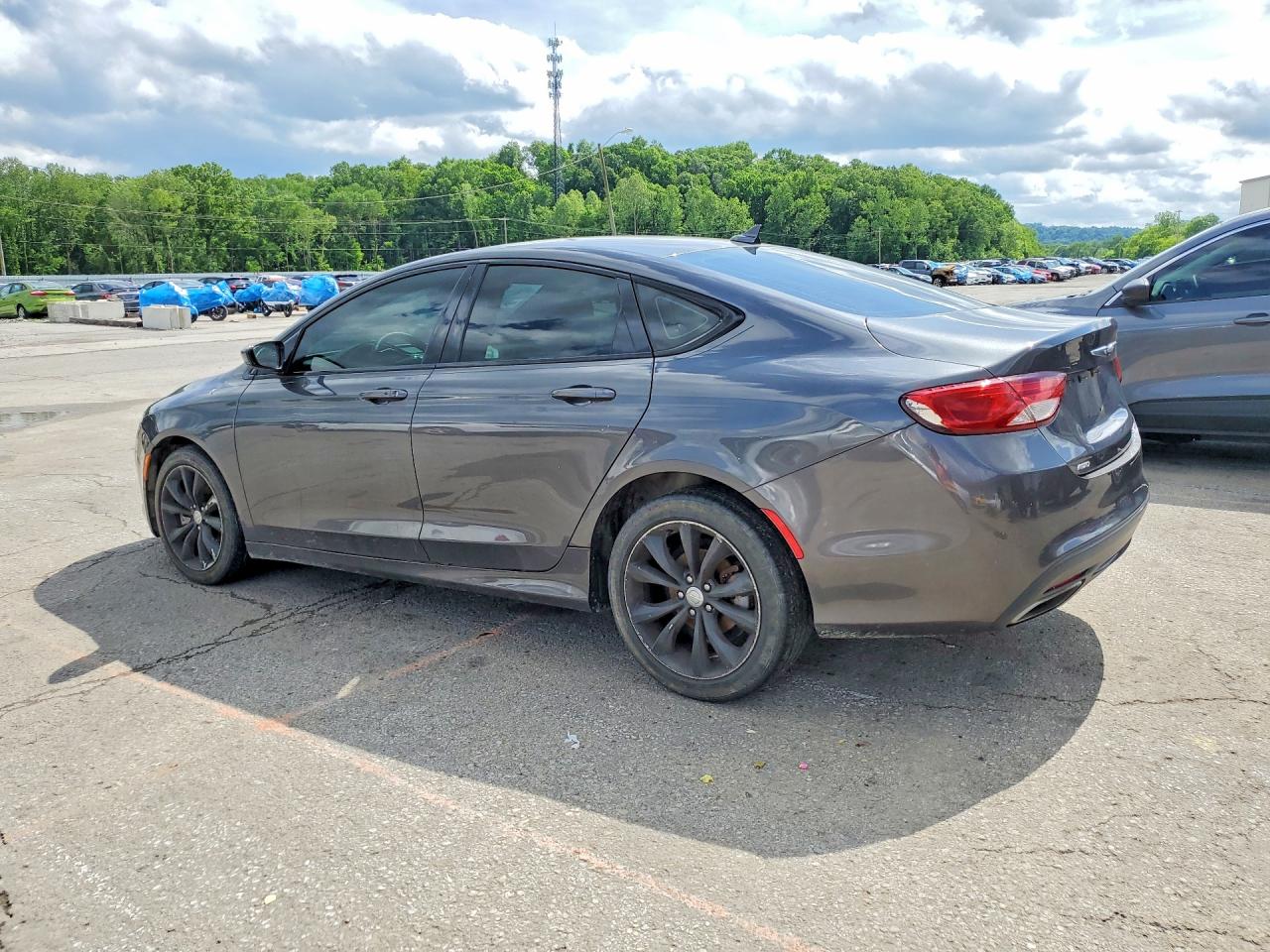 Chrysler 200 S