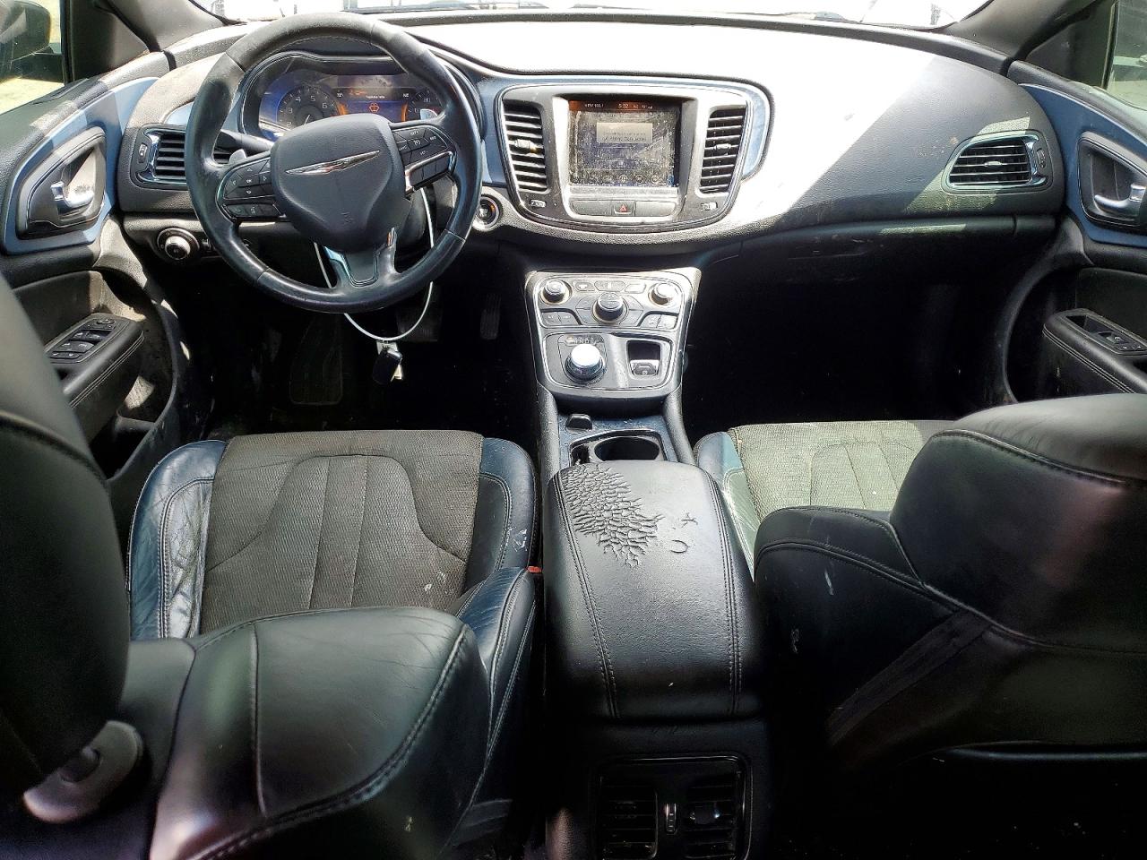 Chrysler 200 S