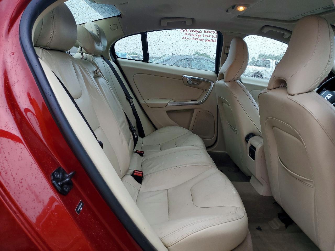 Volvo S60 T5