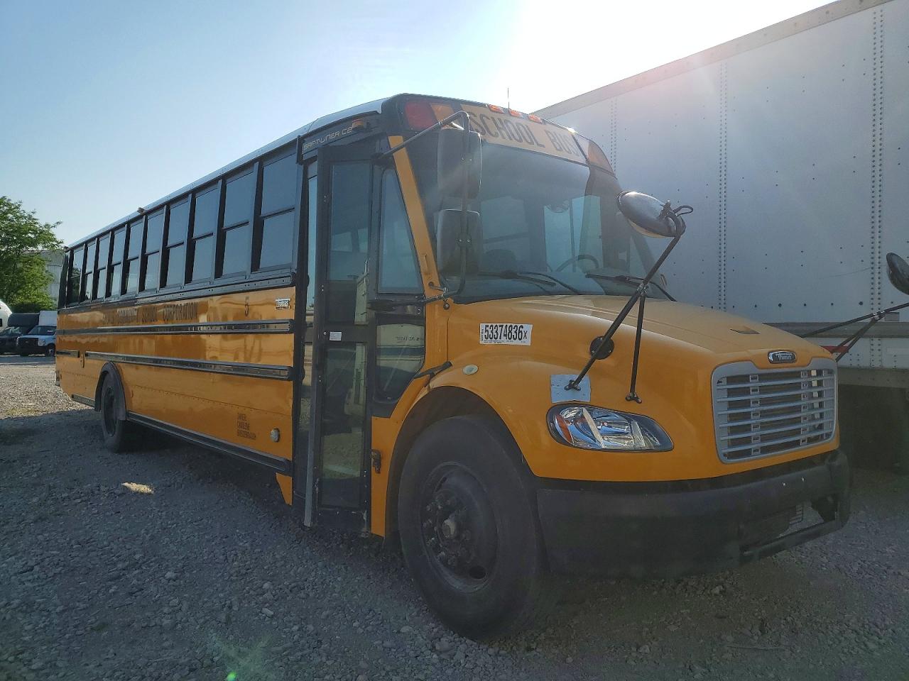 Salvage Freightliner Chassis Image