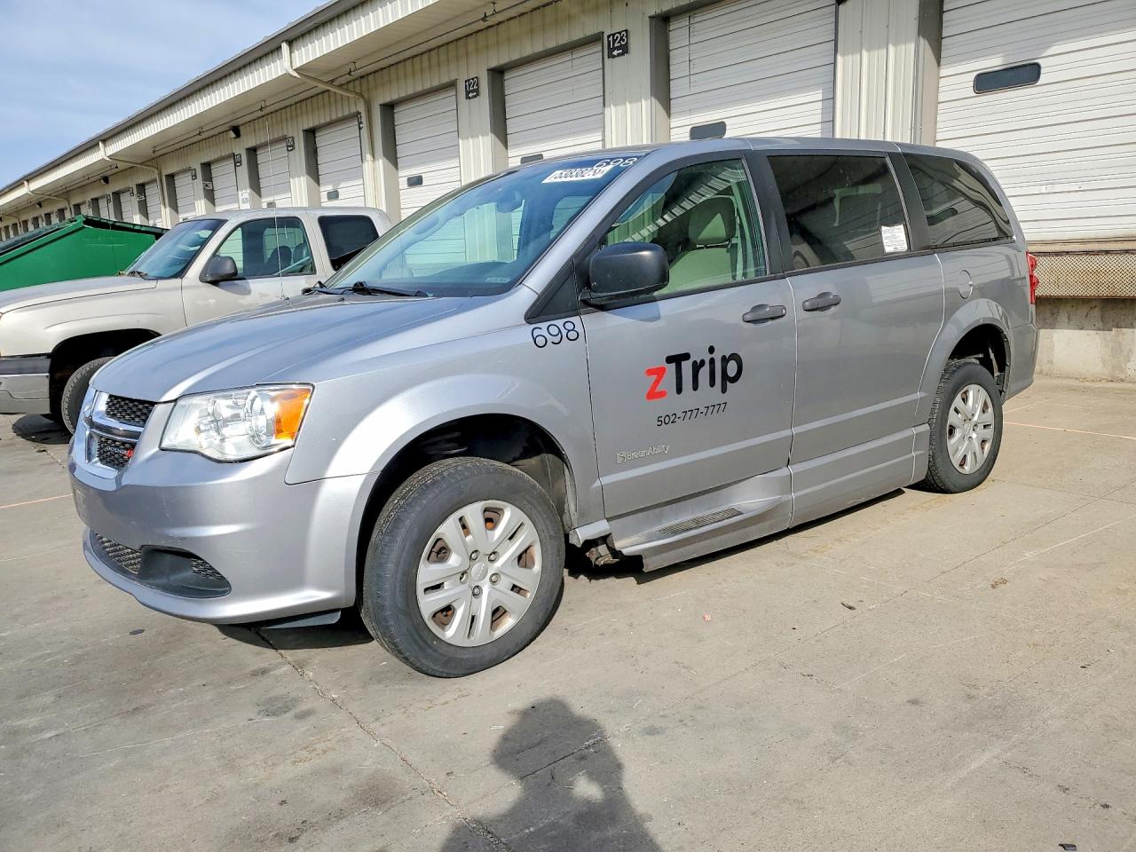 Salvage Dodge Caravan Image