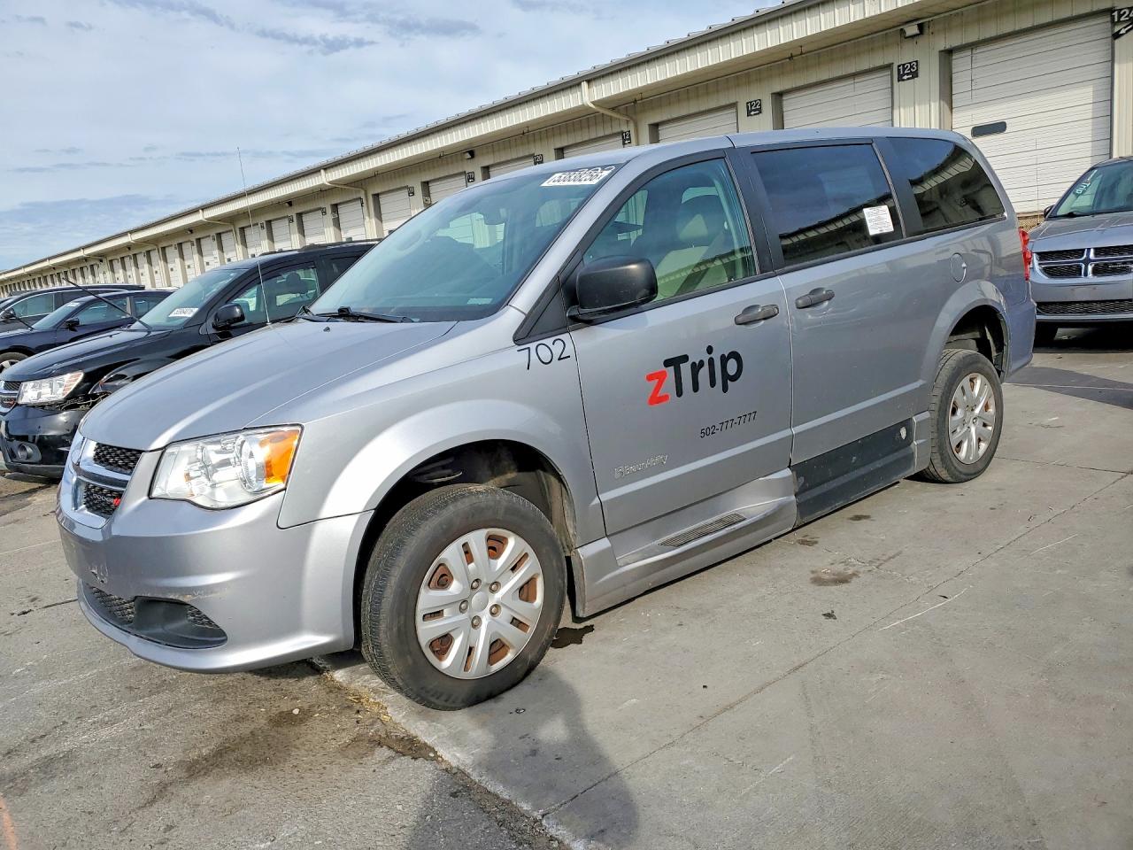 Salvage Dodge Caravan Image