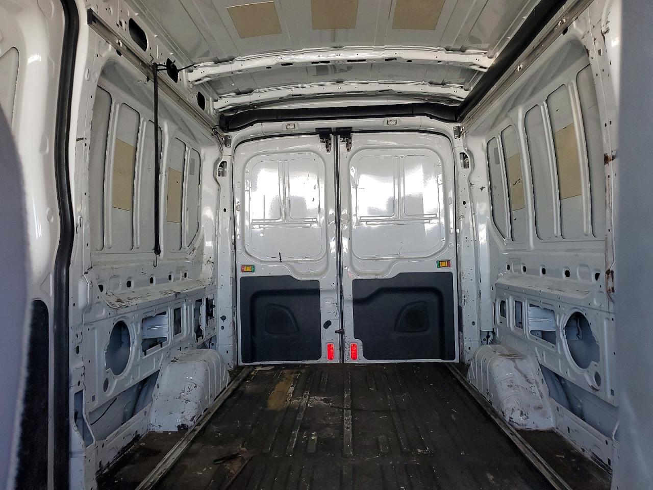 Ford Transit T-250