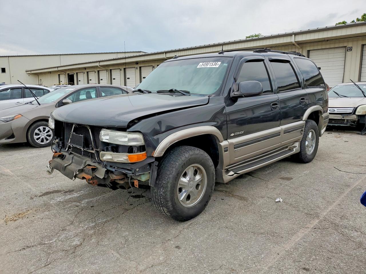 Salvage Chevrolet Tahoe Image
