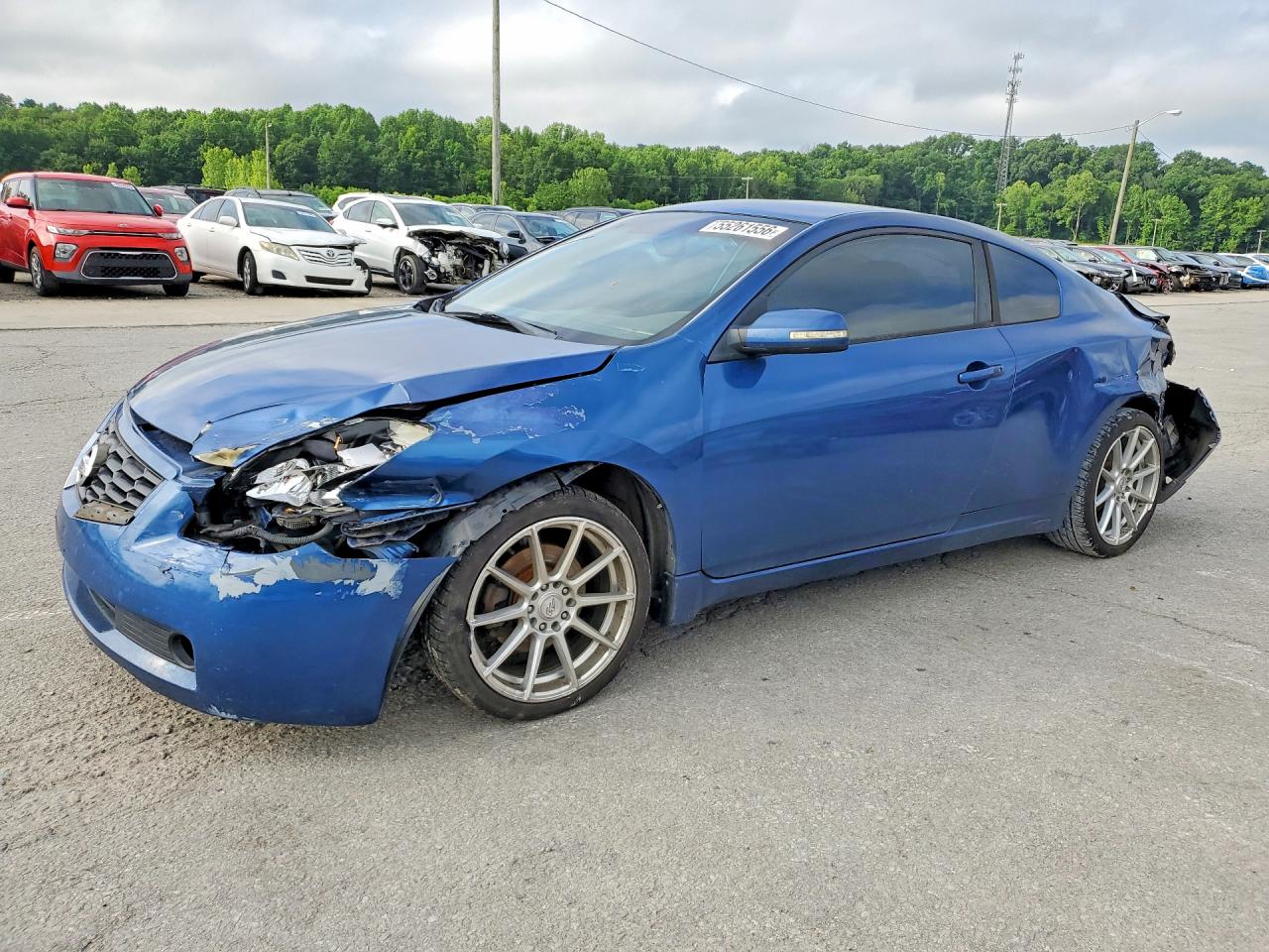 Salvage Nissan Altima Image