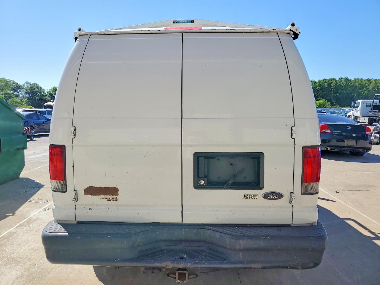 Ford Econoline E250 Van