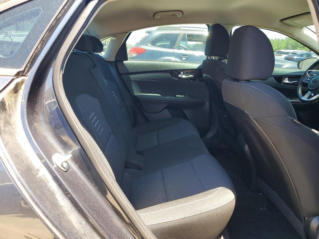 Kia Forte S