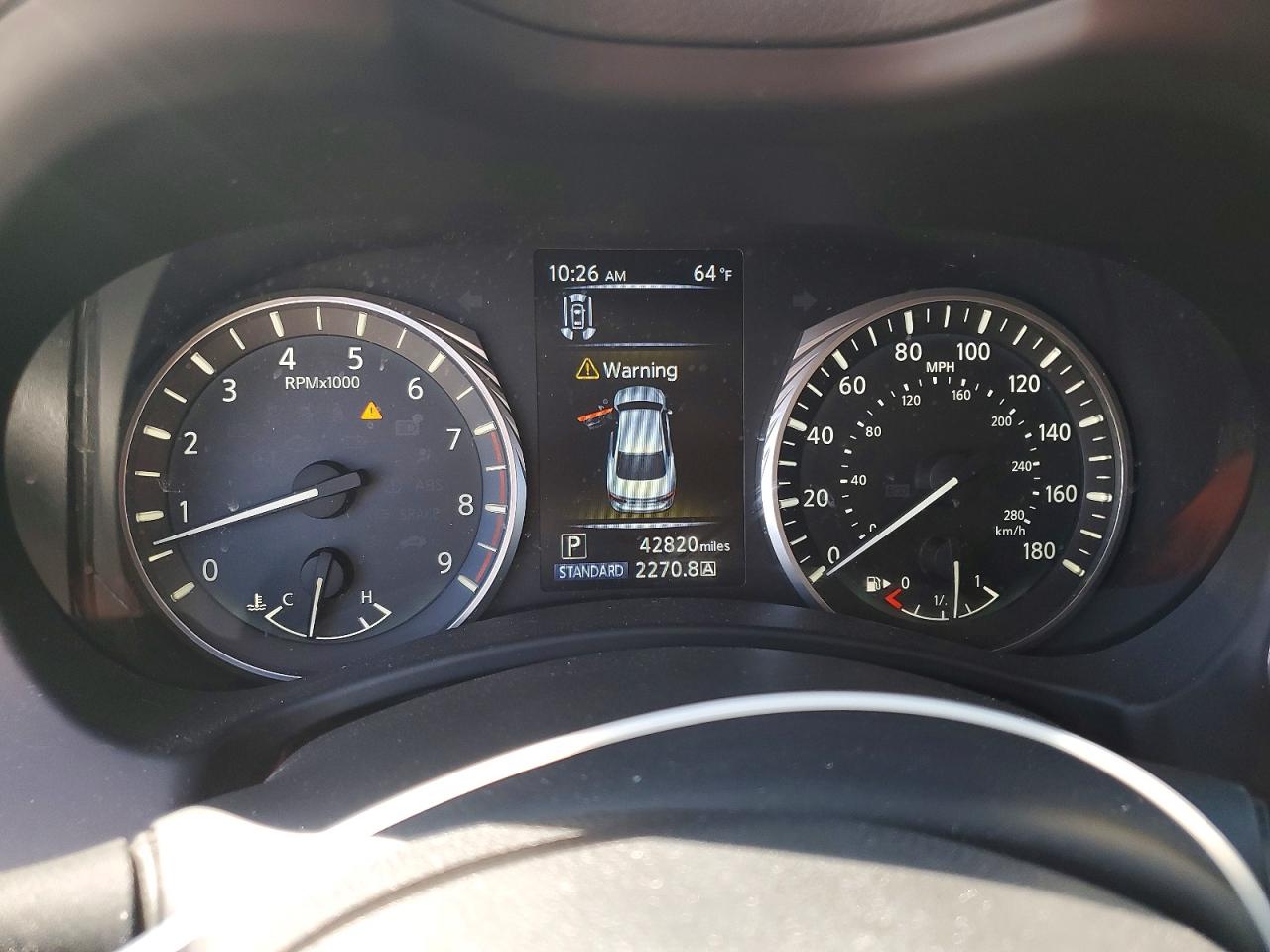 INFINITI Q50 Luxe