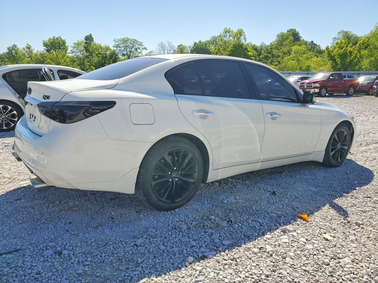INFINITI Q50 Luxe