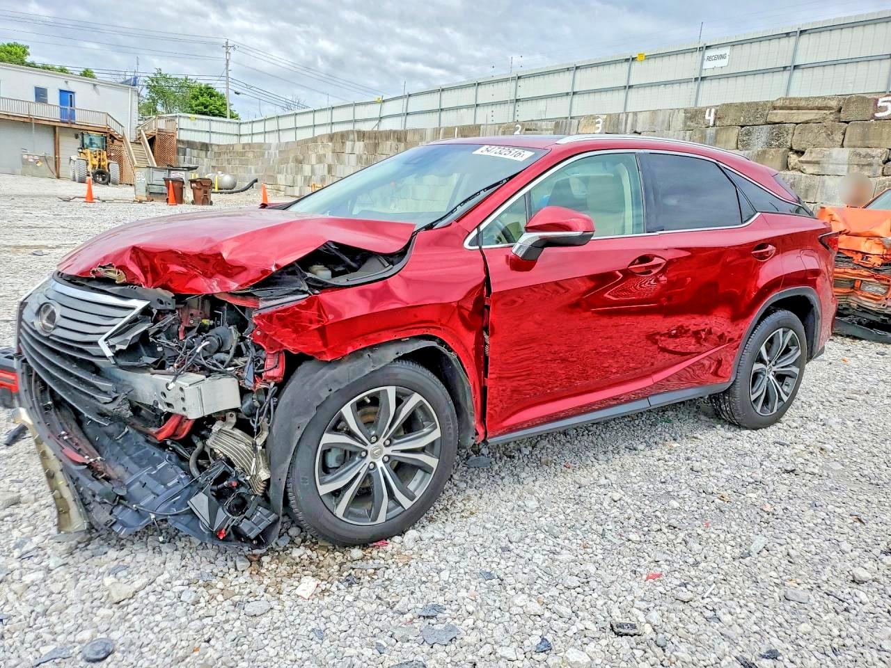 Salvage Lexus RX Image