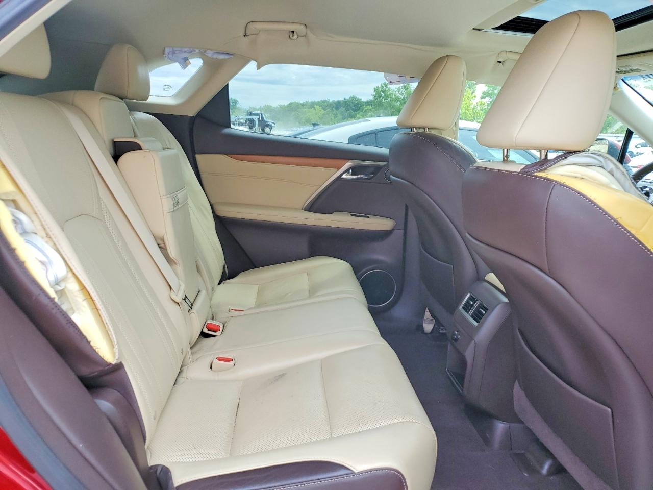 Lexus RX Base