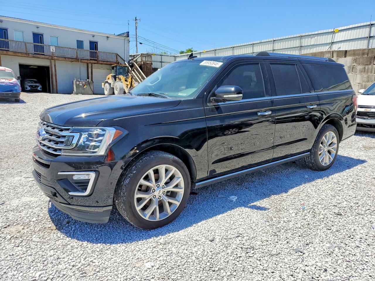 Salvage Ford Expedition Image