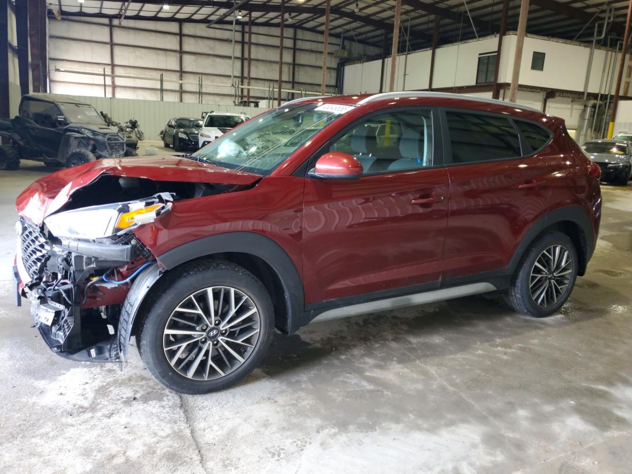 Salvage Hyundai TUCSON Image