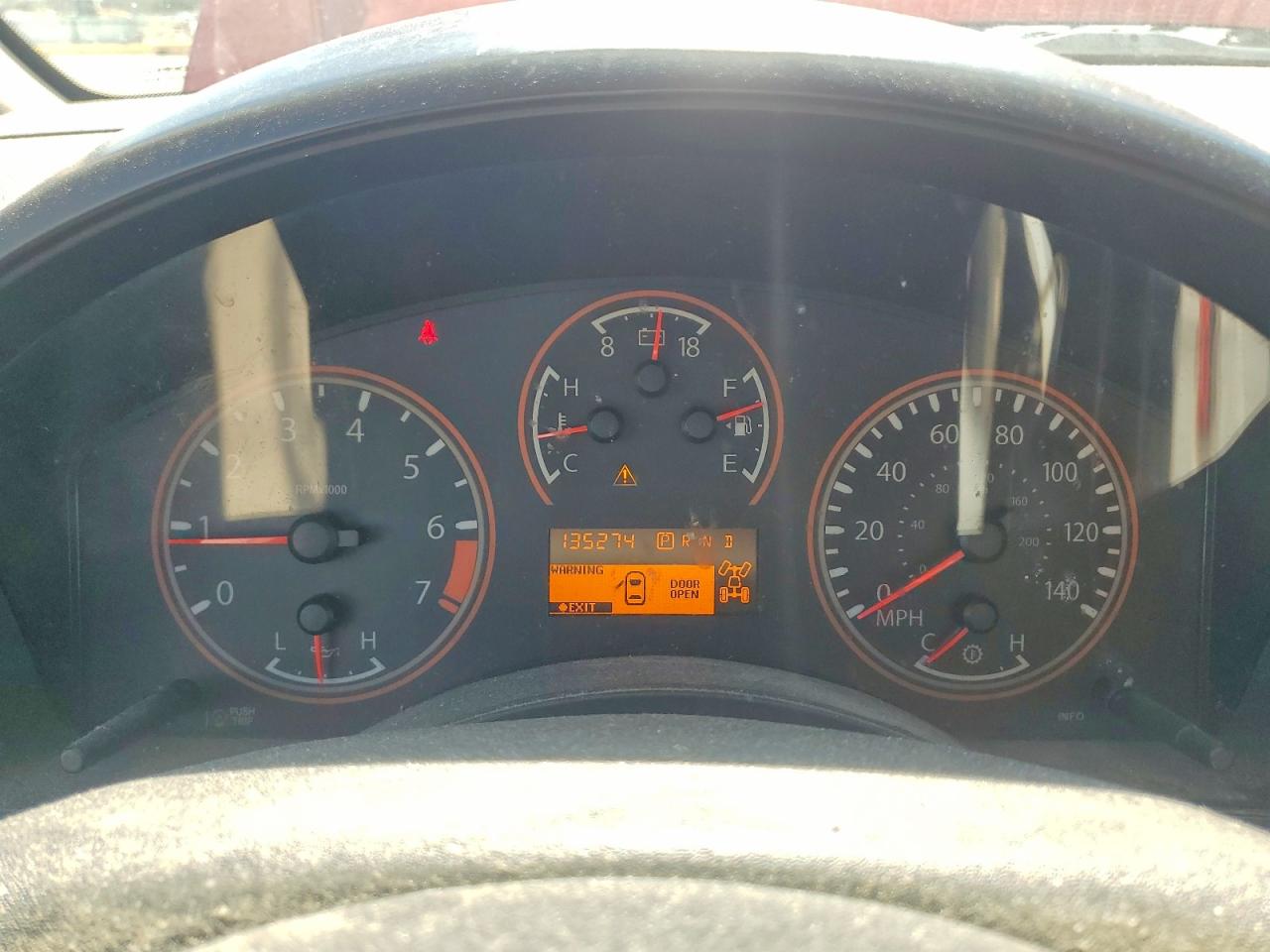 Nissan Titan Sv