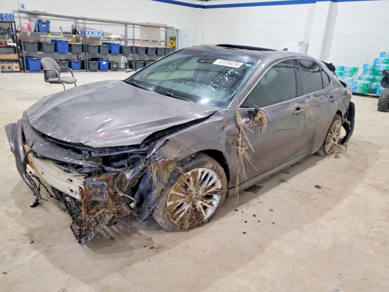 Salvage Toyota Camry Image