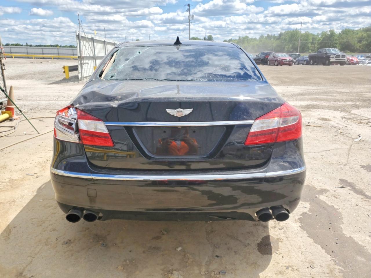 Hyundai Genesis 4.6l