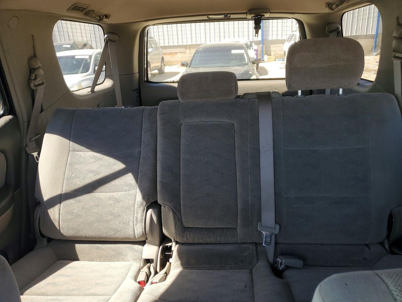 Toyota Sequoia Sr5