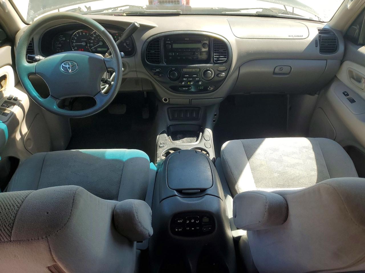Toyota Sequoia Sr5