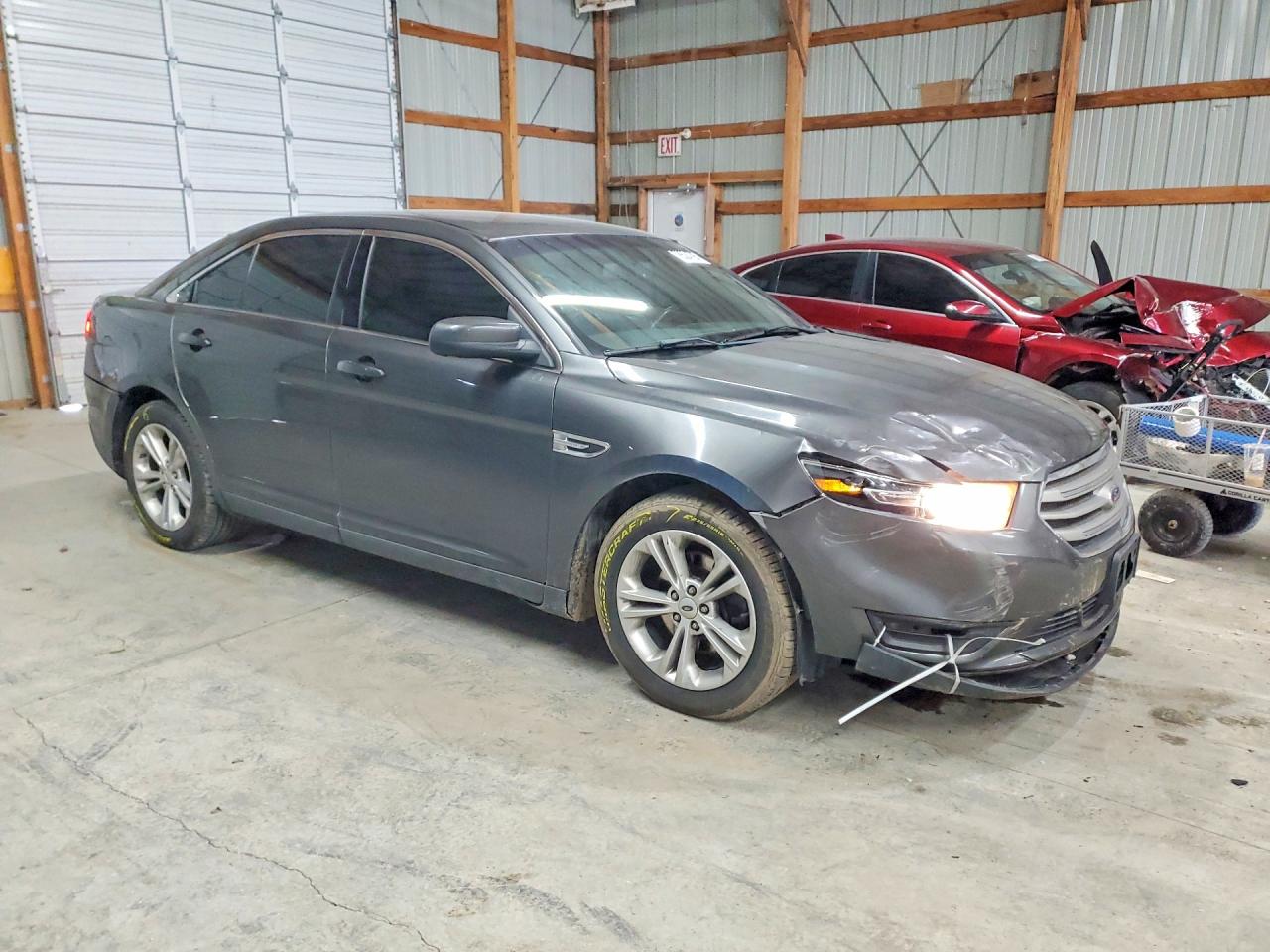 Ford Taurus Sel