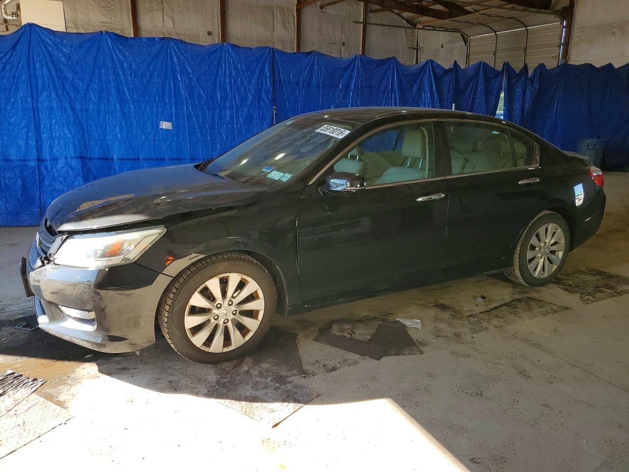 Salvage Honda Accord Image