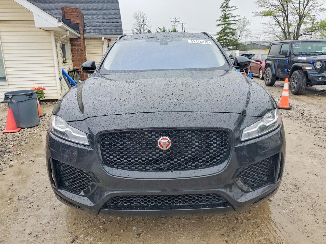Jaguar F-PACE Checkered Flag