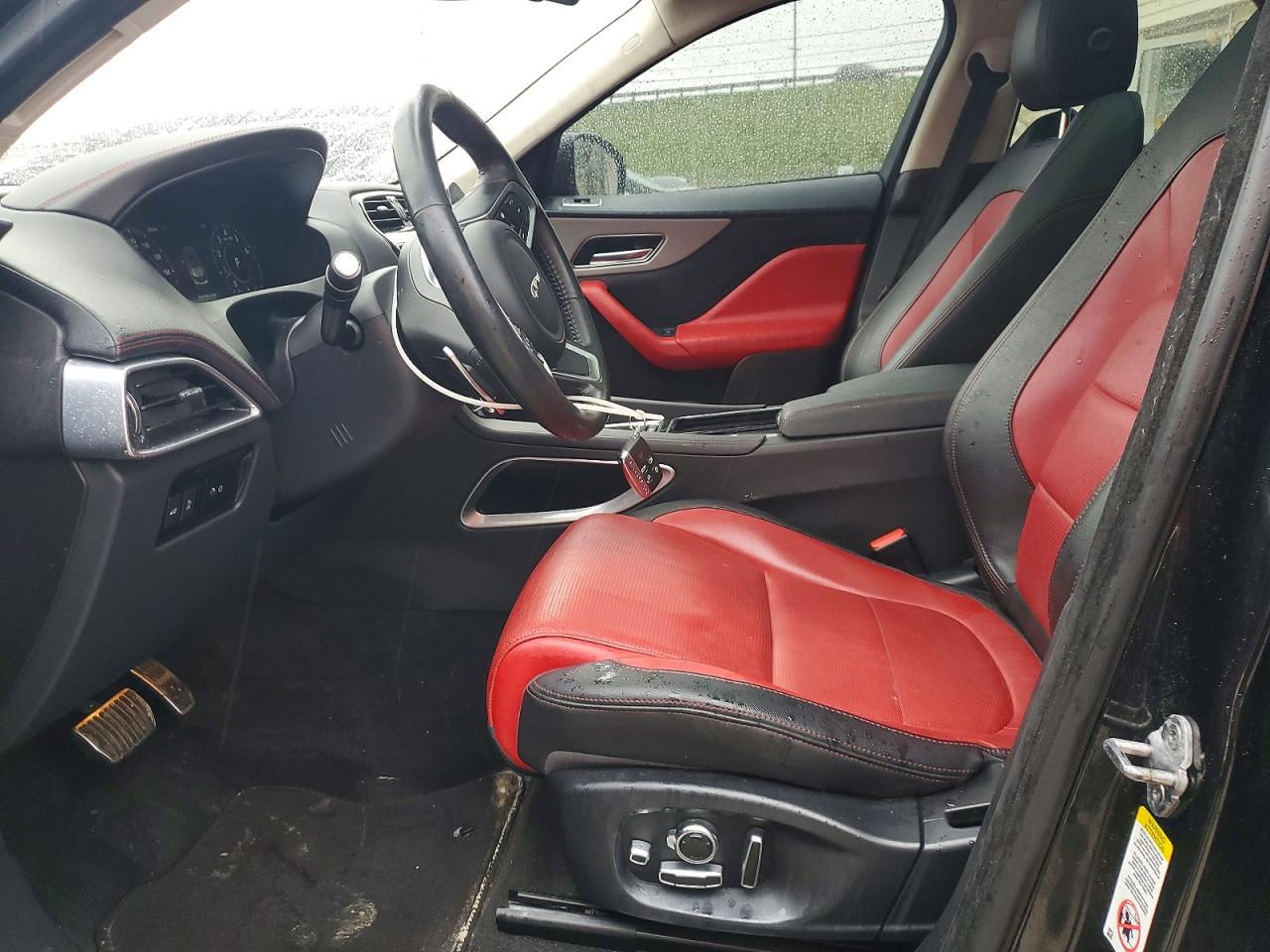 Jaguar F-PACE Checkered Flag