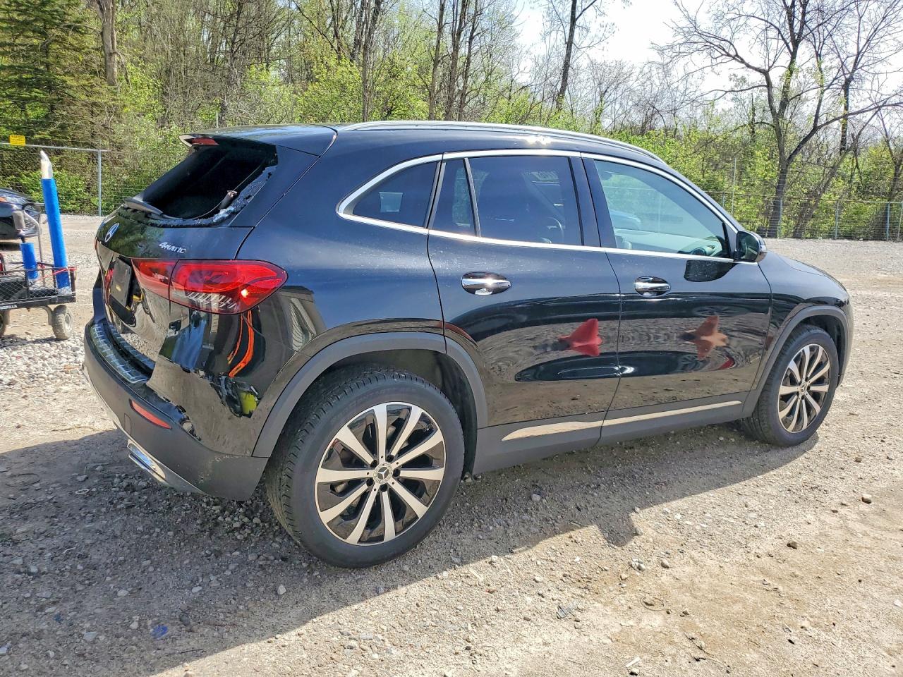 Mercedes-Benz GLA 250 4matic
