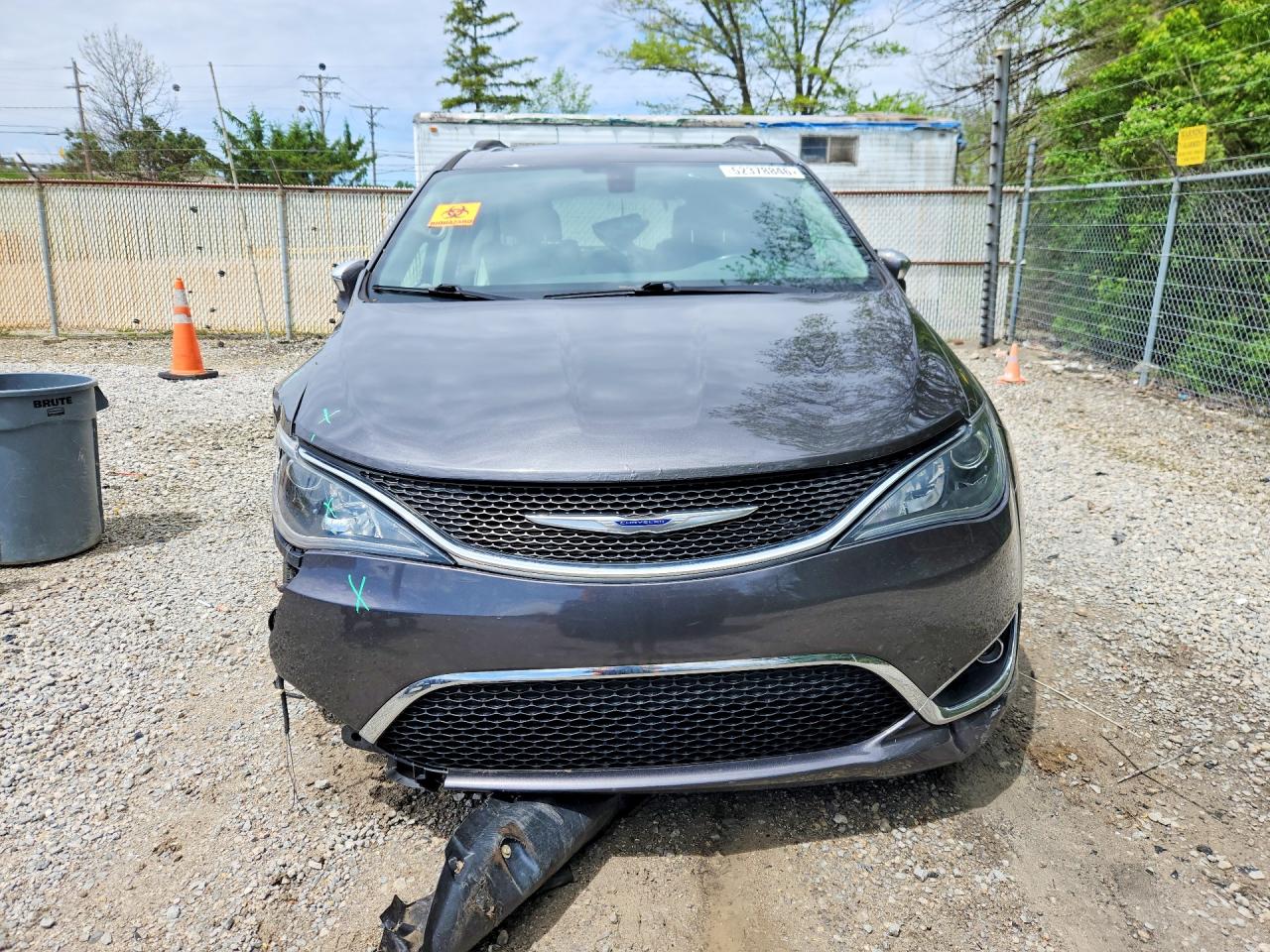 Chrysler Pacifica Limited