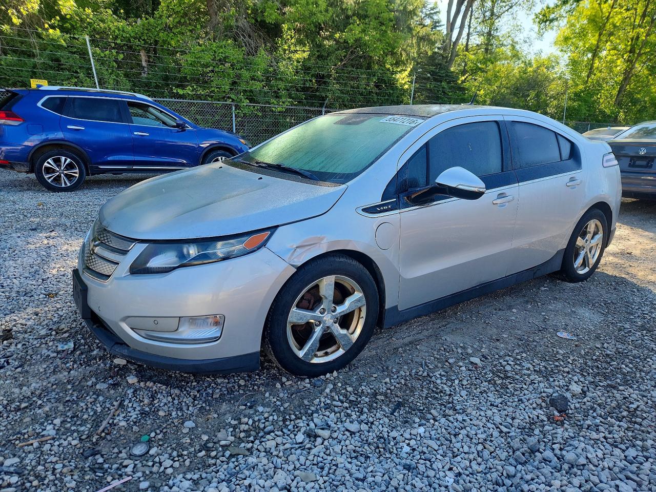 Salvage Chevrolet Volt Image